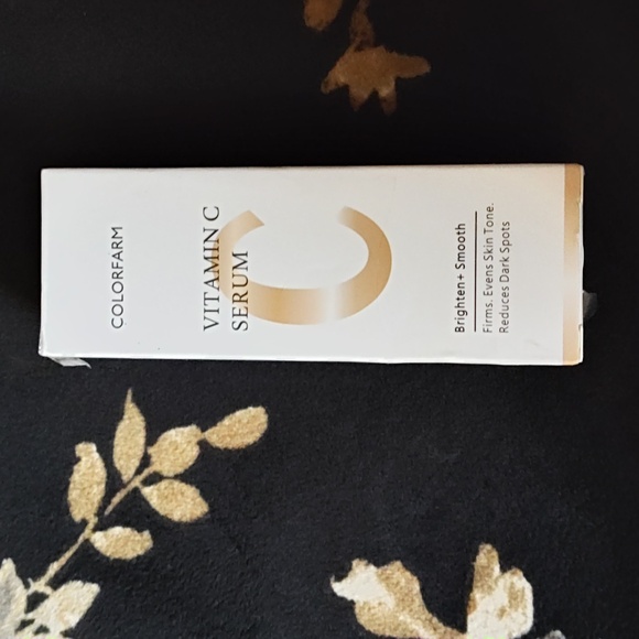 Color farm vitamin C Serum brighten + smooth - Picture 15 of 16